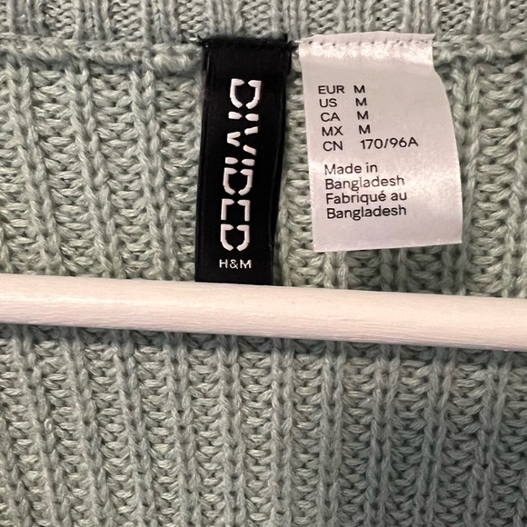 H&M Light Green Cable Knit Cardigan - Picture 5 of 9